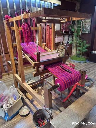 织布机